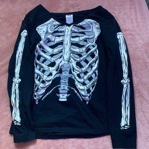Long sleeve bone shirt